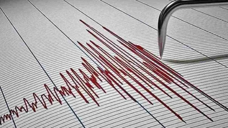 Strong earthquake tremors were felt in Delhi-NCR, UP, Bihar and Uttarakhand.