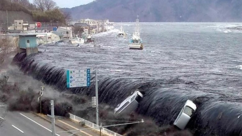 Japan Earthquake: Japan shaken by 7.5 magnitude earthquake on New Year, tsunami warning