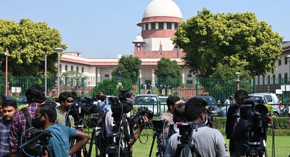 Electoral bond scheme unconstitutional, every donation is not for 'serving interest' - Supreme Court