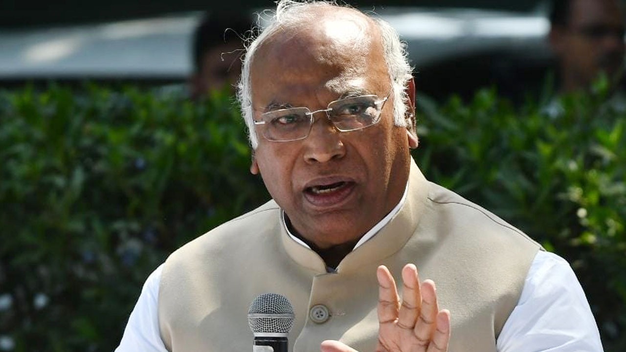 There is a conspiracy to change the 'Constitution' in the country - Congress President Kharge