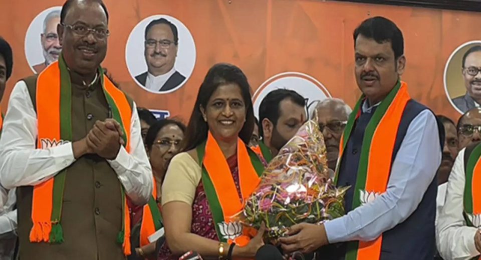 Shock to Congress before elections, veteran leader Shivraj Patil's daughter-in-law joins BJP