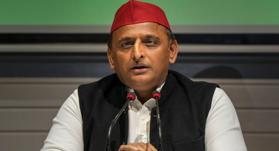 Jumla and guarantee together became 'Jumanti', Akhilesh Yadav explaining the new word equation