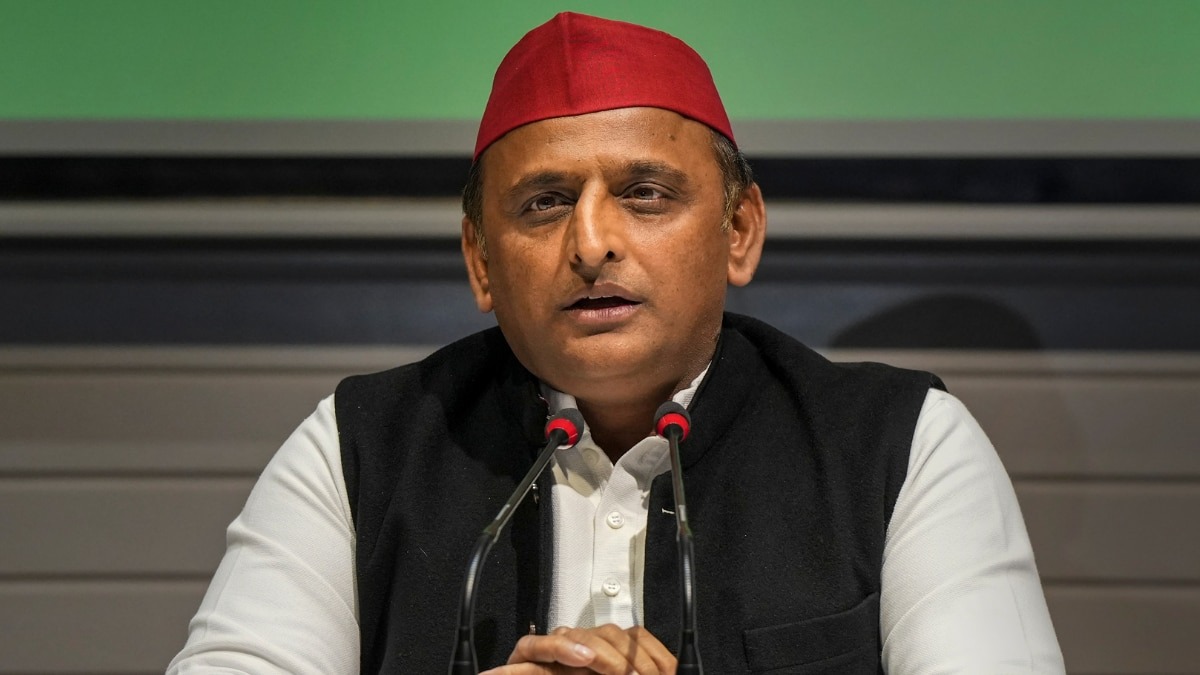 Jumla and guarantee together became 'Jumanti', Akhilesh Yadav explaining the new word equation