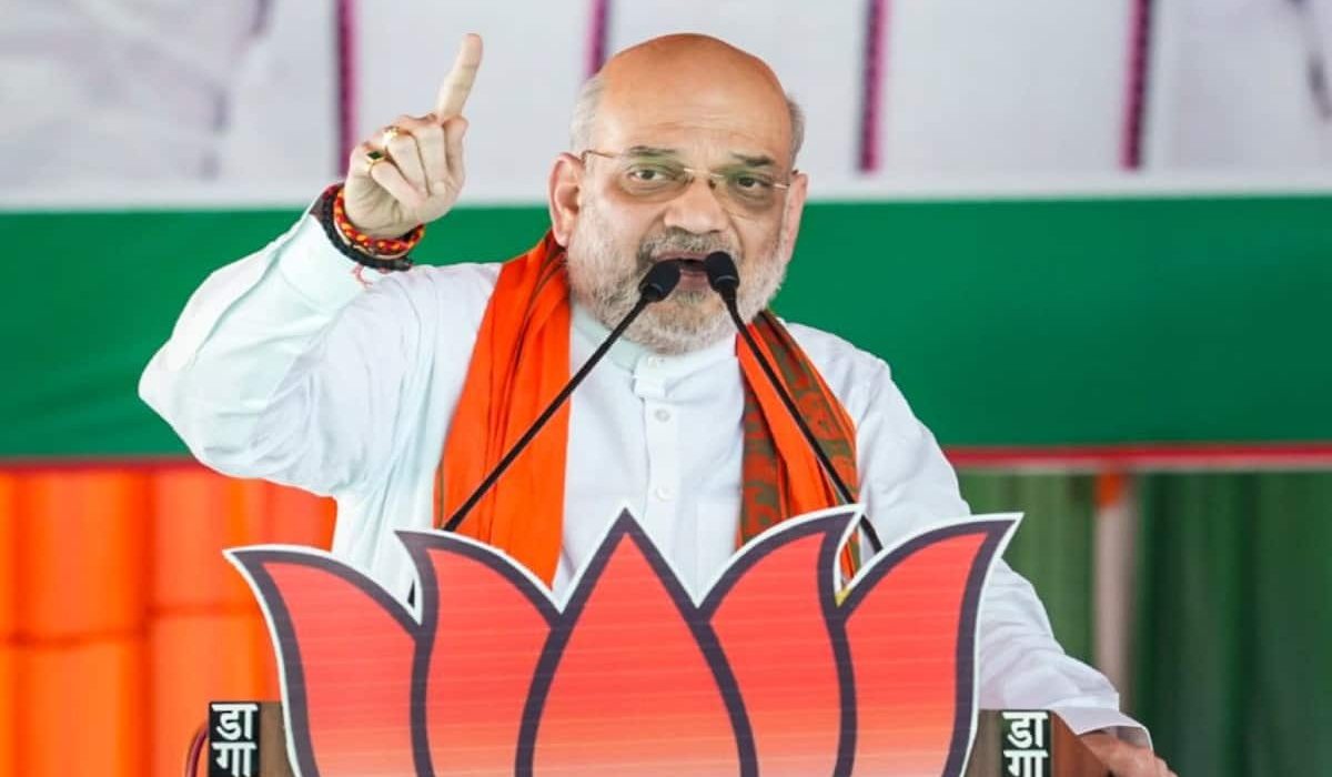 Amit Shah called Uddhav a so-called protector of Hindu interests, and also took a dig at him for not attending the consecration of Ram Lalla.