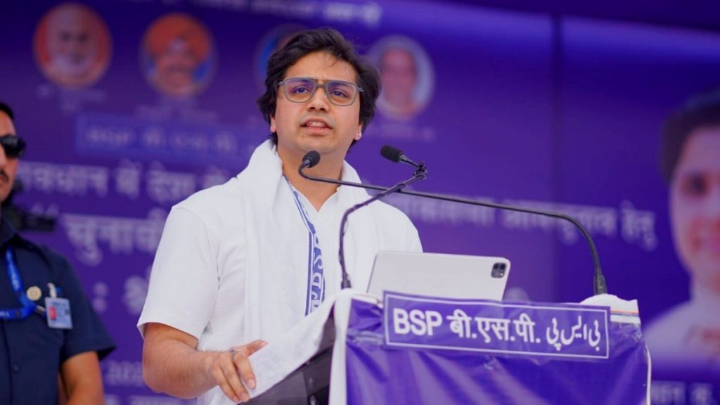 Under what compulsion did Mayawati snatch the post and stature of BSP from Akash Anand?
