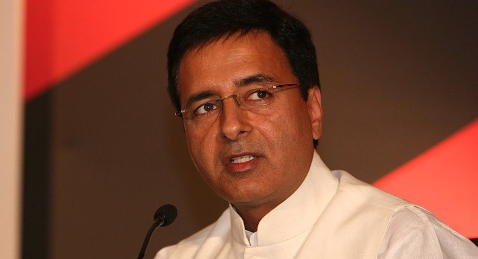 On what issue did Congress leader Randeep Surjewala say - 'Yogi Ji ko thok do'