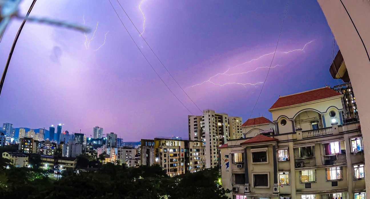 Heavy rains in Mumbai disrupt life, alert issued