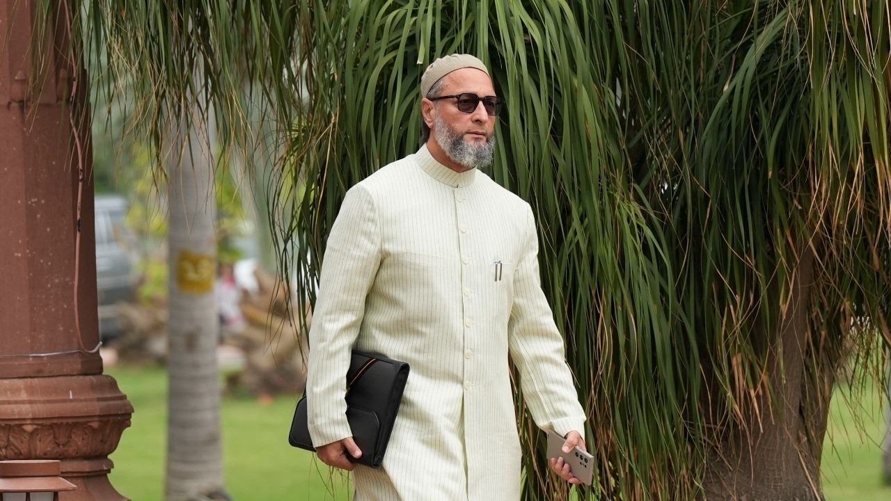 Owaisi's sharp attack on Pakistan, said - you have acted like ISIS