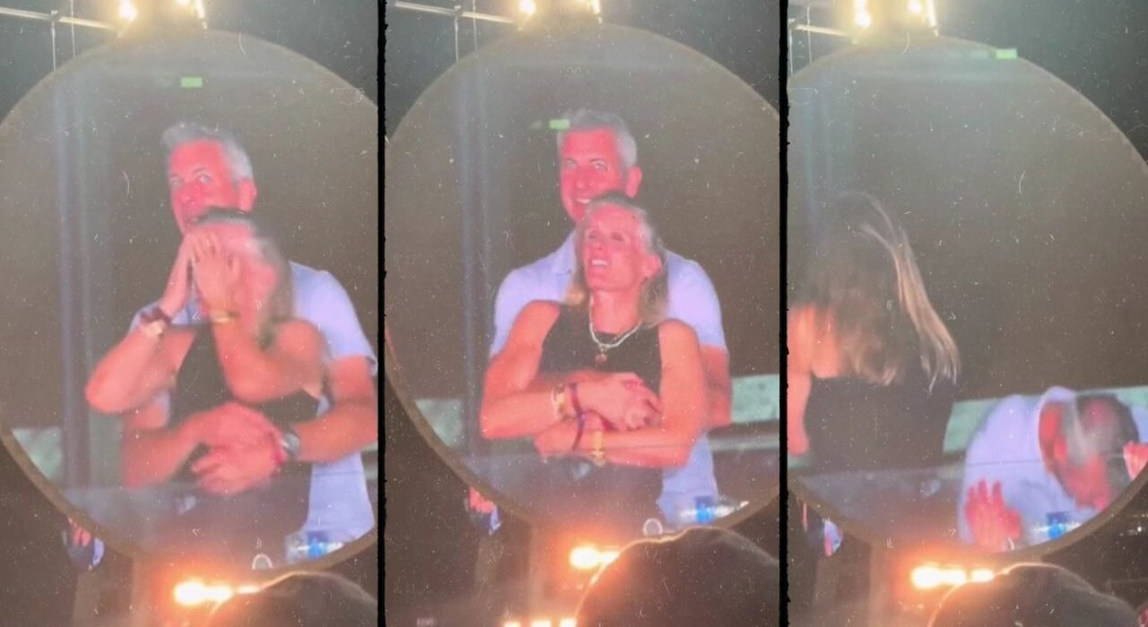 Coldplay Concert Viral Video
