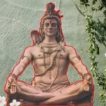 Shani Dosha Remedies: शनि दोष और साढ़े साती से राहत पाने के 10 प्रभावशाली उपाय