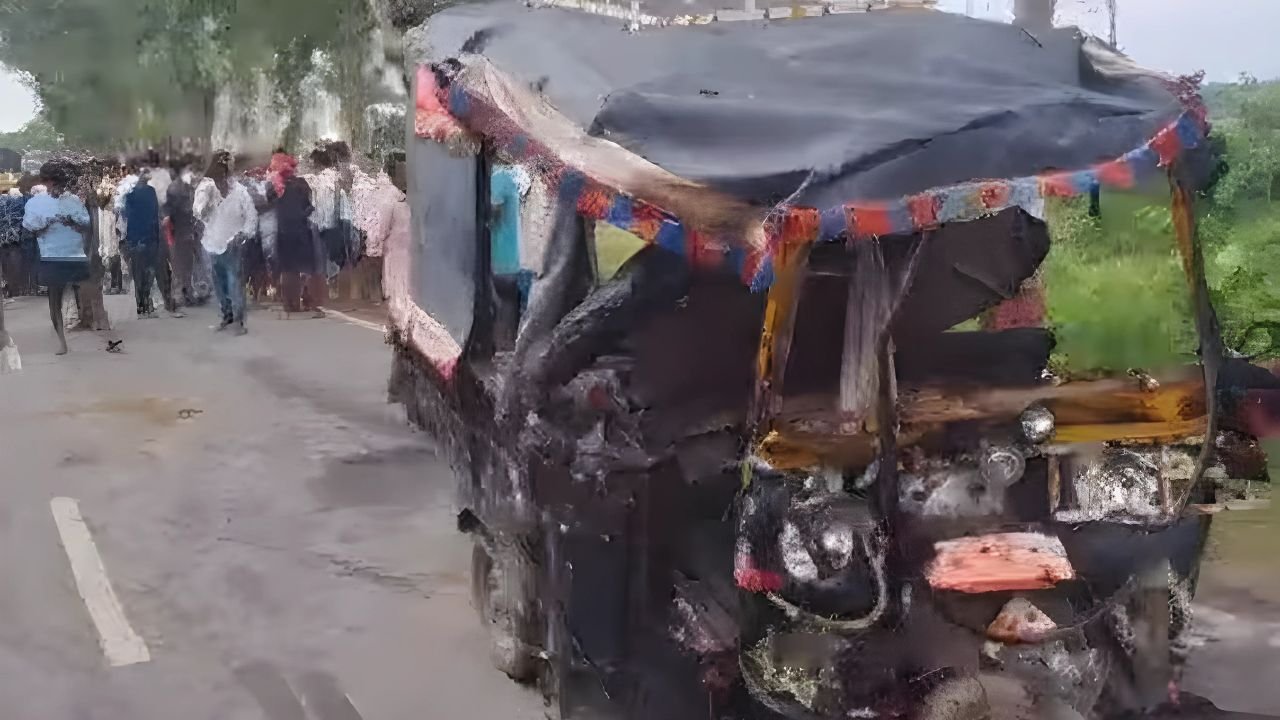 Patna Road Accident: पटना के दनियावां में ट्रक-ऑटो टक्कर से 8 की मौत, कई घायल