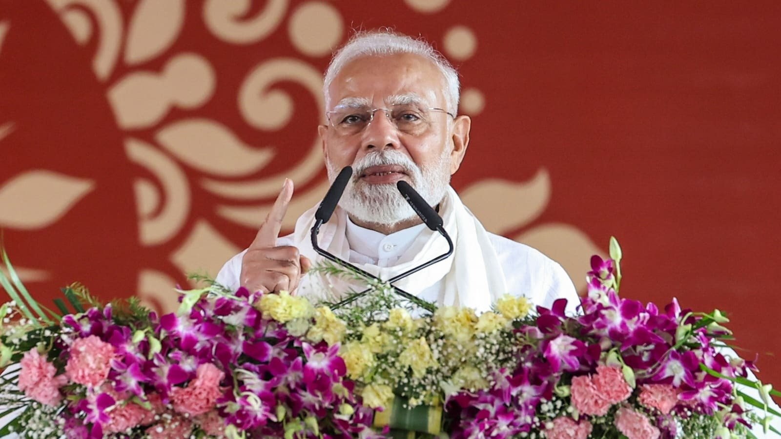 India is on its way to becoming the third largest economy, PM Modi revealed signs of economic strength