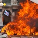 France Protests 2025: ‘Block Everything’ आंदोलन से मैक्रों सरकार घिरी, पुलिस ने 200 से ज्यादा प्रदर्शनकारियों को पकड़ा