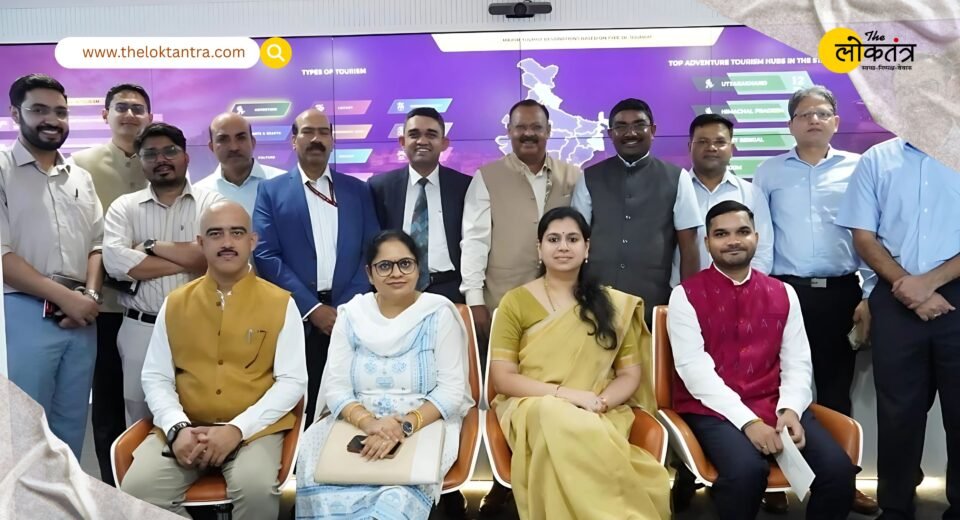 District Magistrate Deoria shared his experiences in NITI Aayog's Developed India Strategy Room