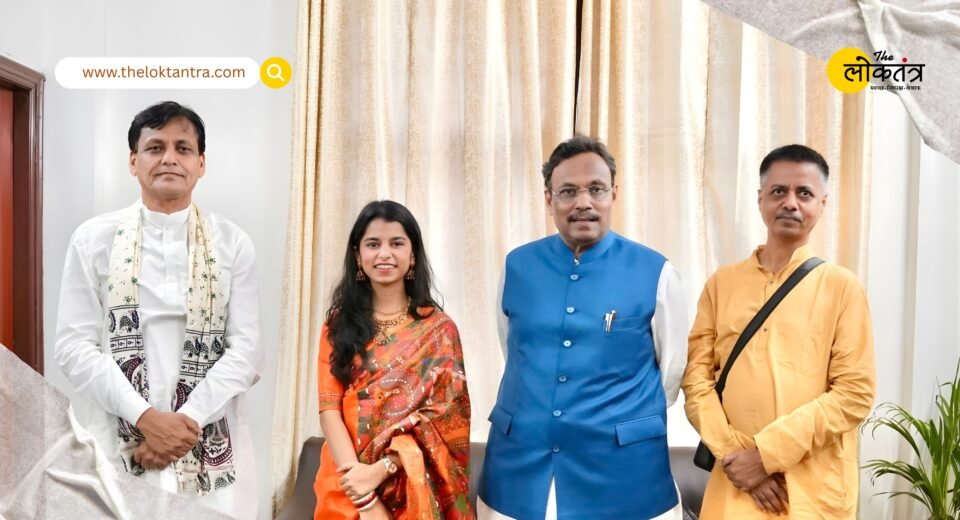 Folk singer Maithili Thakur joins BJP, fuelling speculation that she may contest from Alinagar seat