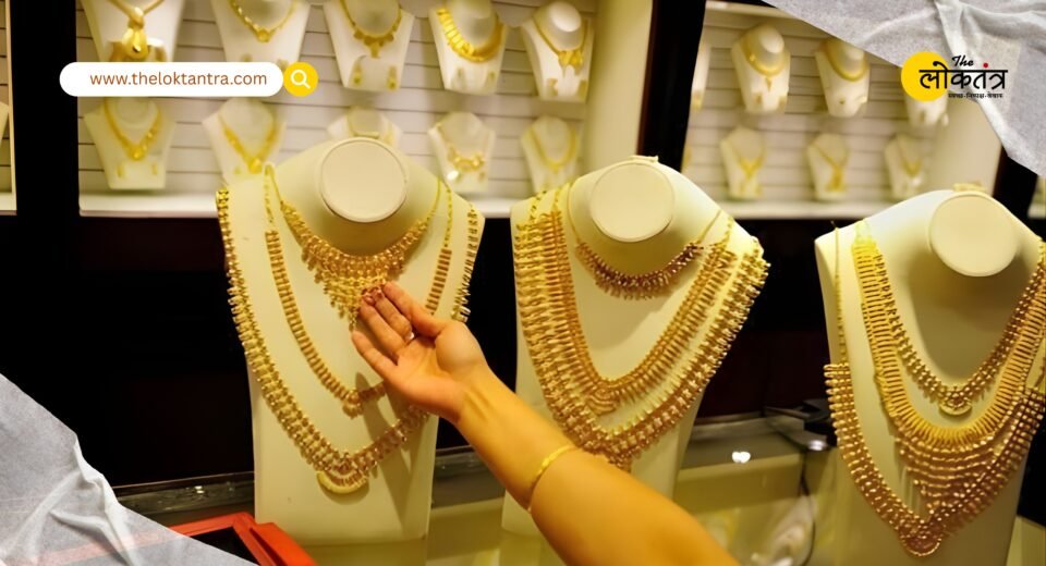Gold and silver prices plummet! Investors suffer a setback after Diwali; find out the right time to buy.