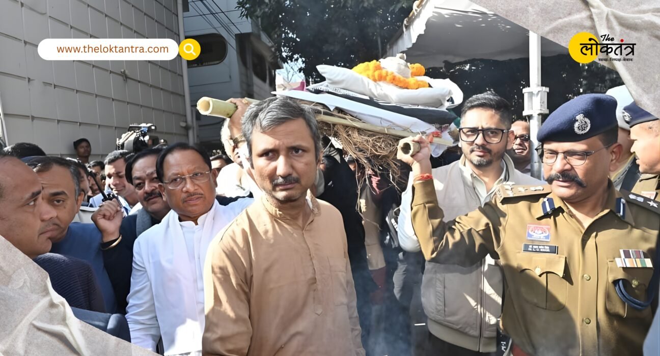 Chief Minister Vishnu Deo Sai paid his last respects to Jnanpith Award-winning writer Vinod Kumar Shukla.