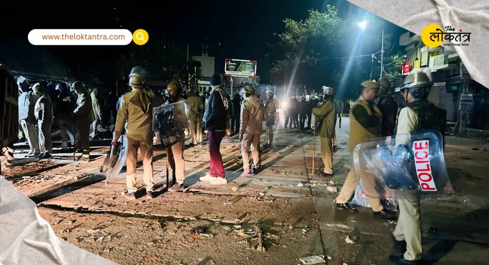 Violence erupted late at night outside a mosque in Jaipur, leaving six police officers injured in stone-pelting