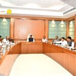 ममता बनर्जी ने पूर्व राज्यपाल सीवी आनंद बोस से की मुलाकात, पांच दिवसीय धरने के बाद दी शुभकामनाएं