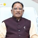 महाराष्ट्र सरकार का बड़ा फैसला: देवेंद्र फडणवीस ने आधे किए मंत्रियों के काफिले, विदेश दौरों पर भी लगी रोक