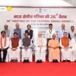 नमाज पर योगी के बयान से बढ़ी सियासत, Abu Azmi बोले- ‘देश को हिंदू-मुस्लिम में बांटना खतरनाक’
