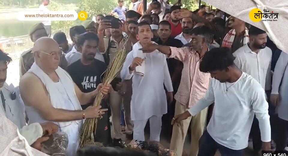 Prateek Yadav's last rites concluded; his father-in-law, Arvind Singh Bisht, lit the funeral pyre.