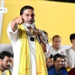 Bihar: घायल छात्रों से मिले Tejashwi Yadav, सम्राट चौधरी पर लगाए गंभीर आरोप, आंदोलन की चेतावनी