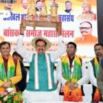 Bihar Flood: ‘CM के आने तक नहीं उठूंगा’, अपनी ही सरकार के खिलाफ धरने पर बैठे BJP विधायक; CM के फोन के बाद खत्म हुआ धरना