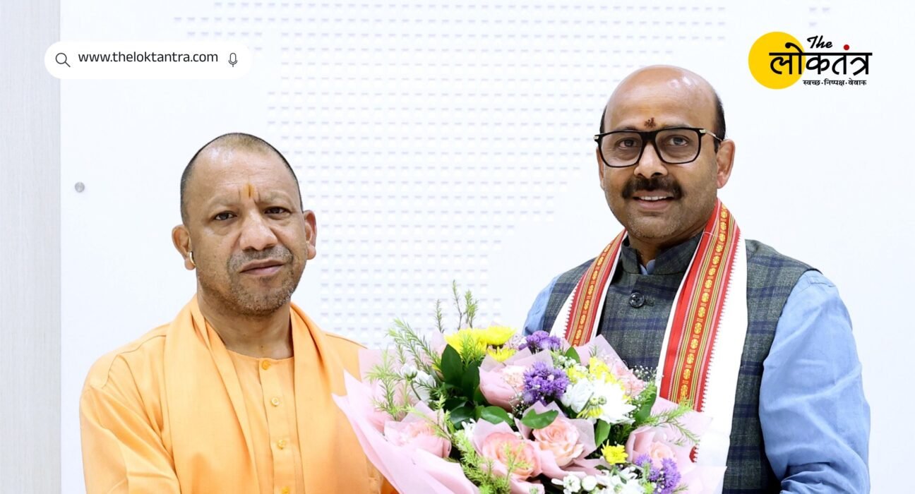 Newly appointed BJP National General Secretary Harish Dwivedi met CM Yogi; discussions were held regarding the organization and UP politics.