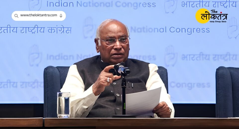 Kharge hits back at PM Modi's speech at SRCC; says politics took precedence over discussing questions raised by the youth.