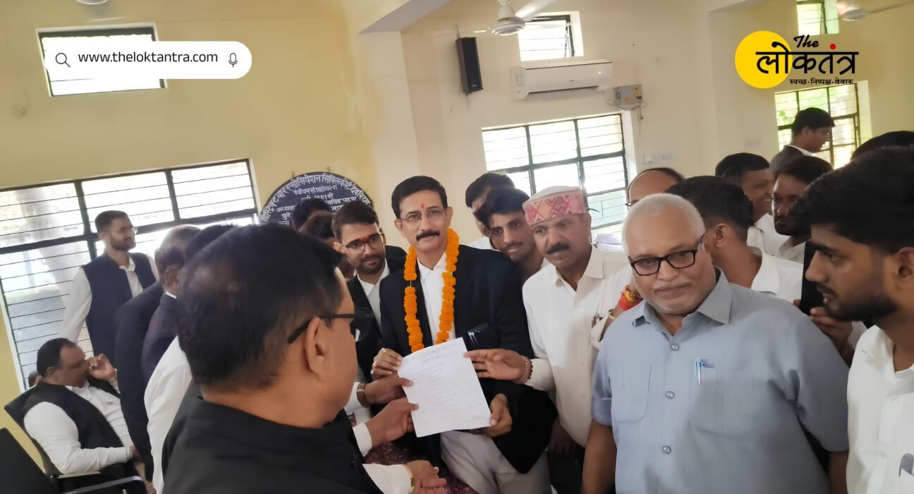 Deoria Bar Elections: 8 candidates filed nominations for the post of President and 7 for Secretary.