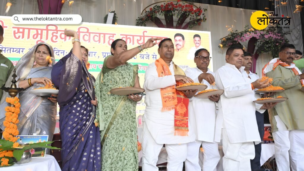 Chief Minister's Mass Marriage Scheme: 68 couples tie the knot in Deoria.